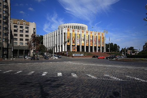 ukr_dom.jpg ukr_dom.jpg